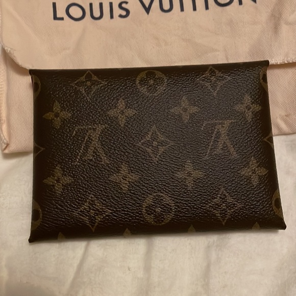 Louis Vuitton Medium Kirigami - Picture 2 of 4